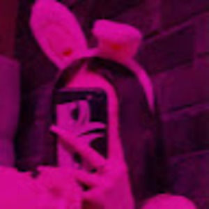 Meet your Posher, Aria